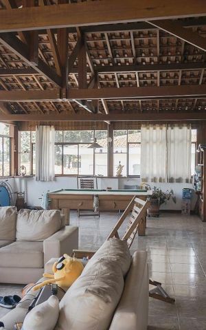 Casa à venda com 550m², 8 quartos e 8 vagasSala 2