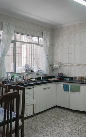 Casa à venda com 550m², 8 quartos e 8 vagasCozinha