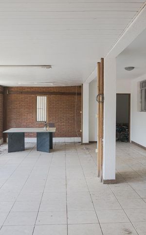Casa à venda com 550m², 8 quartos e 8 vagasSalão de Festas