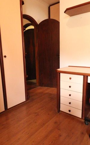 Casa à venda com 300m², 5 quartos e 2 vagasQuarto 3