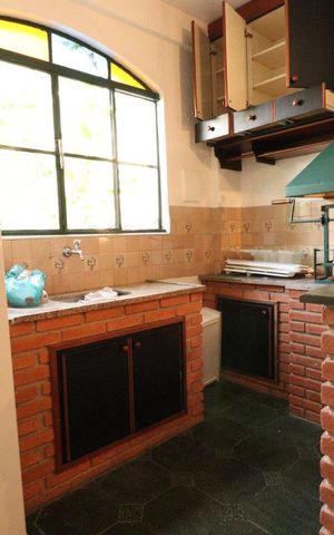 Casa à venda com 300m², 5 quartos e 2 vagasÁrea comum