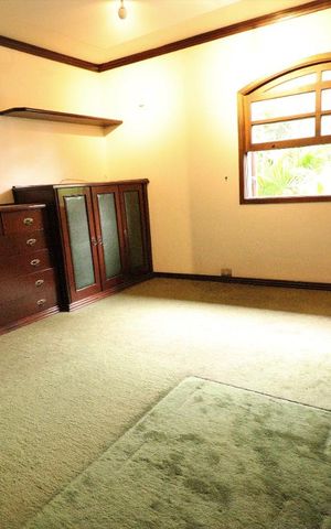 Casa à venda com 300m², 5 quartos e 2 vagasQuarto 4
