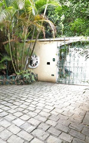 Casa à venda com 300m², 5 quartos e 2 vagasÁrea comum