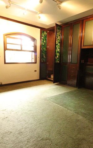 Casa à venda com 300m², 5 quartos e 2 vagasQuarto 4