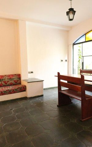 Casa à venda com 300m², 5 quartos e 2 vagasÁrea comum