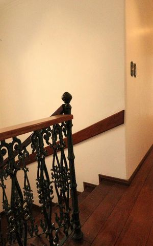 Casa à venda com 300m², 5 quartos e 2 vagasCorredor