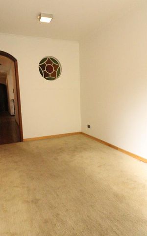 Casa à venda com 300m², 5 quartos e 2 vagasQuarto 1