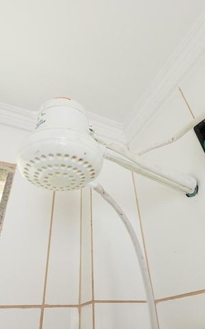 Apartamento para alugar com 47m², 2 quartos e sem vagaBanheiro
