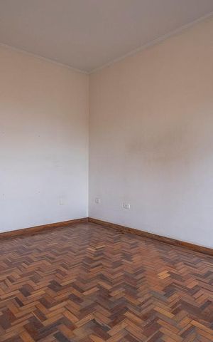 Casa à venda com 300m², 3 quartos e 4 vagas Casa à venda com 300m², 3 quartos e 4 vagasSuíte 1