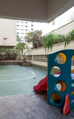 Apartamento para alugar com 93m², 3 quartos e 2 vagas Apartamento para alugar com 93m², 3 quartos e 2 vagasPlayground