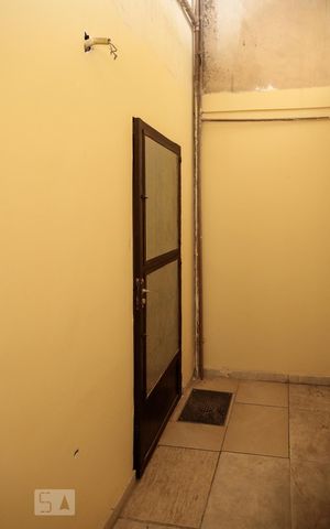 Studio para alugar com 35m², 1 quarto e sem vaga Studio para alugar com 35m², 1 quarto e sem vagaÁrea de Serviço