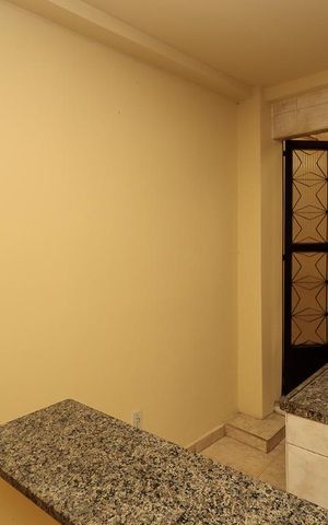 Studio para alugar com 35m², 1 quarto e sem vaga Studio para alugar com 35m², 1 quarto e sem vagaCozinha