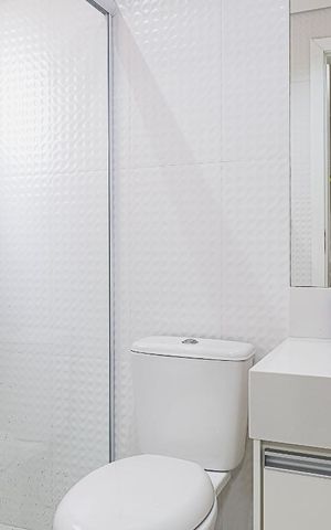 Apartamento para alugar com 75m², 2 quartos e 1 vaga Apartamento para alugar com 75m², 2 quartos e 1 vagaBanheiro da Suíte 2