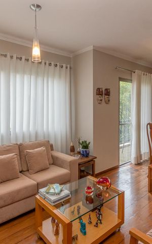 Apartamento à venda com 160m², 4 quartos e 2 vagasSala
