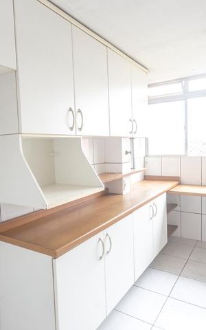 Apartamento à venda com 56m², 2 quartos e 1 vagaCozinha