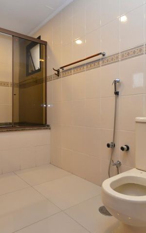 Apartamento à venda com 157m², 4 quartos e 2 vagasBanheiro