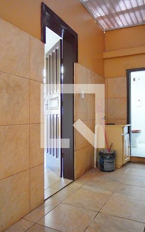Casa para alugar com 60m², 2 quartos e sem vagaÁrea de Serviço