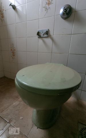 Casa à venda com 50m², 2 quartos e 1 vaga Casa à venda com 50m², 2 quartos e 1 vagaBanheiro 2