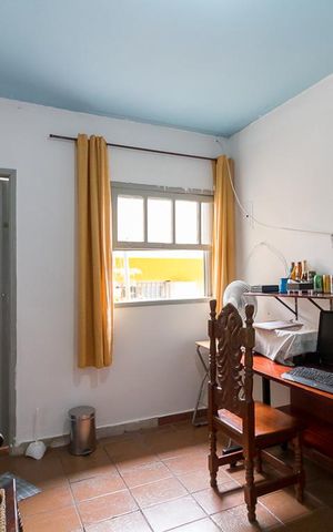 Casa para alugar com 240m², 3 quartos e 2 vagasEdícula - quarto