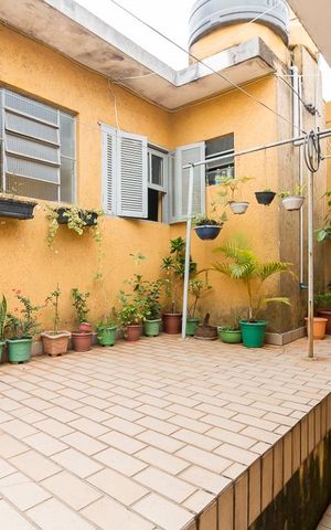 Casa para alugar com 240m², 3 quartos e 2 vagasQuintal - fundos