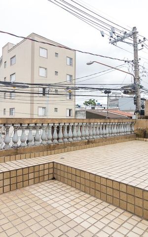 Casa para alugar com 240m², 3 quartos e 2 vagasTerraço