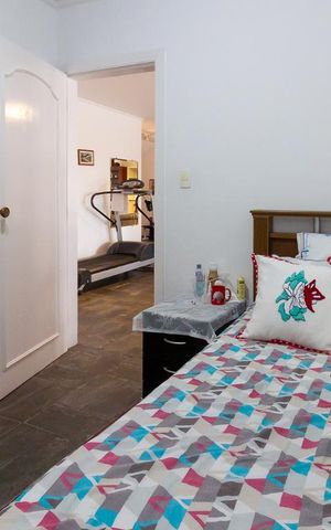 Casa de condomínio à venda com 500m², 4 quartos e 6 vagas Casa de condomínio à venda com 500m², 4 quartos e 6 vagasQuarto de serviço