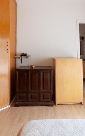 Casa de condomínio à venda com 500m², 4 quartos e 6 vagas Casa de condomínio à venda com 500m², 4 quartos e 6 vagasSuíte 1