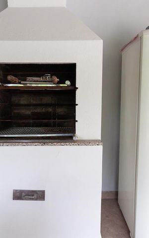 Casa de condomínio à venda com 500m², 4 quartos e 6 vagas Casa de condomínio à venda com 500m², 4 quartos e 6 vagasChurrasqueira