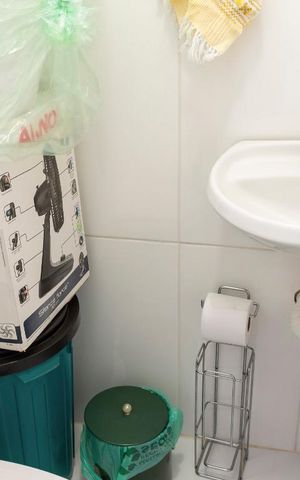 Apartamento à venda com 82m², 3 quartos e 2 vagasBanheiro de Serviço