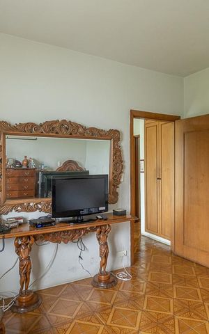 Casa à venda com 450m², 3 quartos e 6 vagasSuíte 1