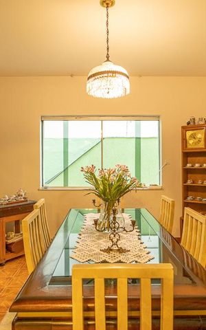 Casa à venda com 450m², 3 quartos e 6 vagasSala Jantar