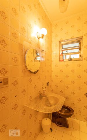 Casa à venda com 450m², 3 quartos e 6 vagasLavabo