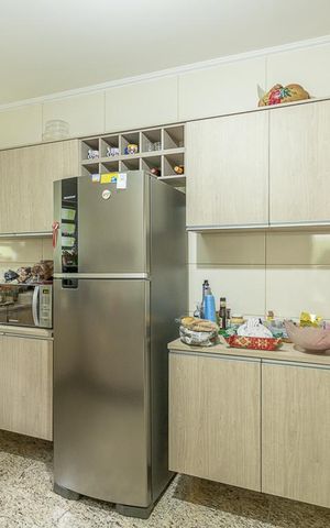 Casa à venda com 450m², 3 quartos e 6 vagasCozinha