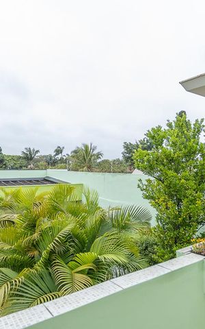 Casa à venda com 450m², 3 quartos e 6 vagasVista Varanda Suíte 1