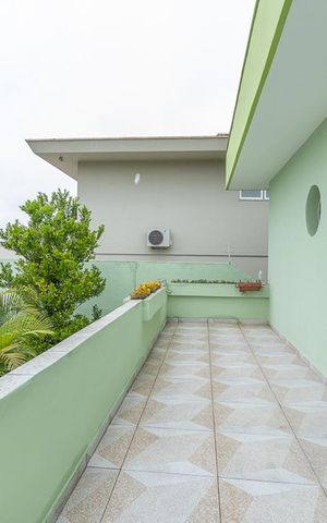 Casa à venda com 450m², 3 quartos e 6 vagasVaranda Suíte 1
