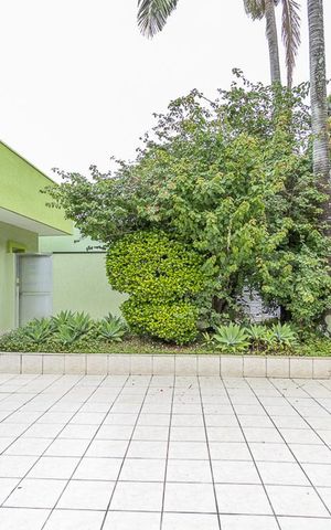 Casa à venda com 450m², 3 quartos e 6 vagasGaragem