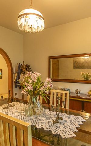 Casa à venda com 450m², 3 quartos e 6 vagasSala Jantar