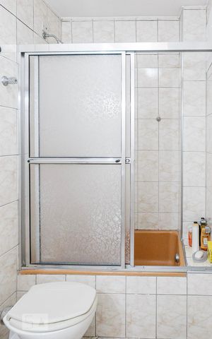 Apartamento à venda com 107m², 3 quartos e 1 vaga Apartamento à venda com 107m², 3 quartos e 1 vagaBanheiro