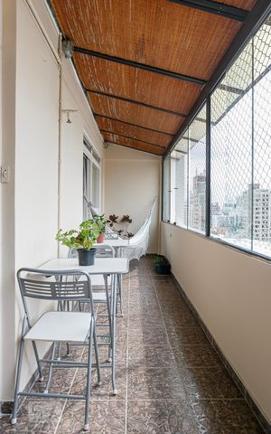 Apartamento à venda com 107m², 3 quartos e 1 vaga Apartamento à venda com 107m², 3 quartos e 1 vagaVaranda