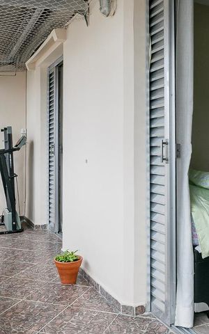 Apartamento à venda com 107m², 3 quartos e 1 vaga Apartamento à venda com 107m², 3 quartos e 1 vagaVaranda