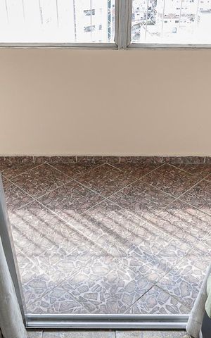 Apartamento à venda com 107m², 3 quartos e 1 vaga Apartamento à venda com 107m², 3 quartos e 1 vagaVaranda