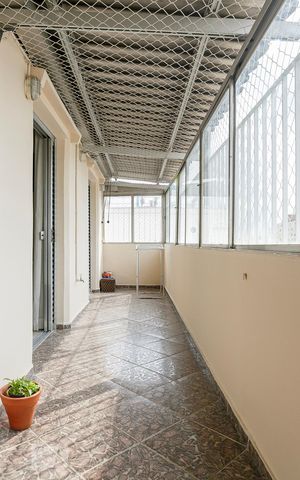 Apartamento à venda com 107m², 3 quartos e 1 vaga Apartamento à venda com 107m², 3 quartos e 1 vagaVaranda