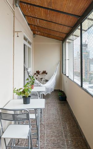 Apartamento à venda com 107m², 3 quartos e 1 vaga Apartamento à venda com 107m², 3 quartos e 1 vagaVaranda