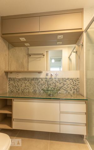 Apartamento à venda com 70m², 2 quartos e 1 vagaBanheiro