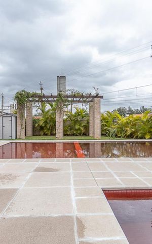 Apartamento à venda com 70m², 2 quartos e 1 vagaÁrea comum - Piscina