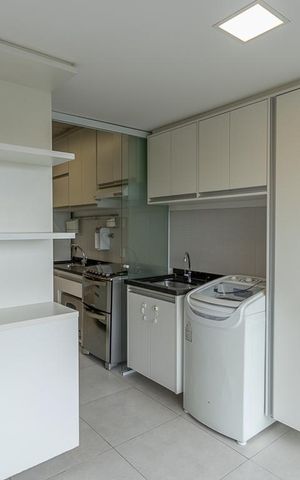 Apartamento à venda com 70m², 2 quartos e 1 vagaÁrea de Serviço