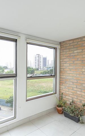 Apartamento à venda com 70m², 2 quartos e 1 vagaÁrea de Serviço