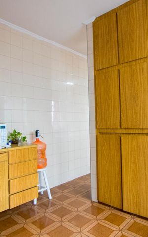 Casa à venda com 431m², 2 quartos e 1 vaga Casa à venda com 431m², 2 quartos e 1 vagaCozinha