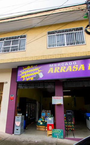 Casa à venda com 431m², 2 quartos e 1 vaga