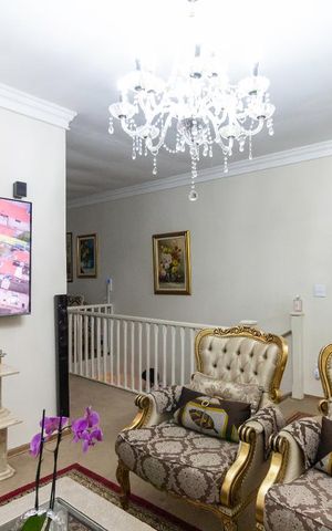 Casa à venda com 130m², 2 quartos e sem vagaSala de Estar